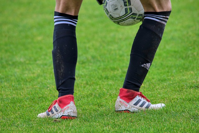 烈竞争的浓 烈竞争的浓